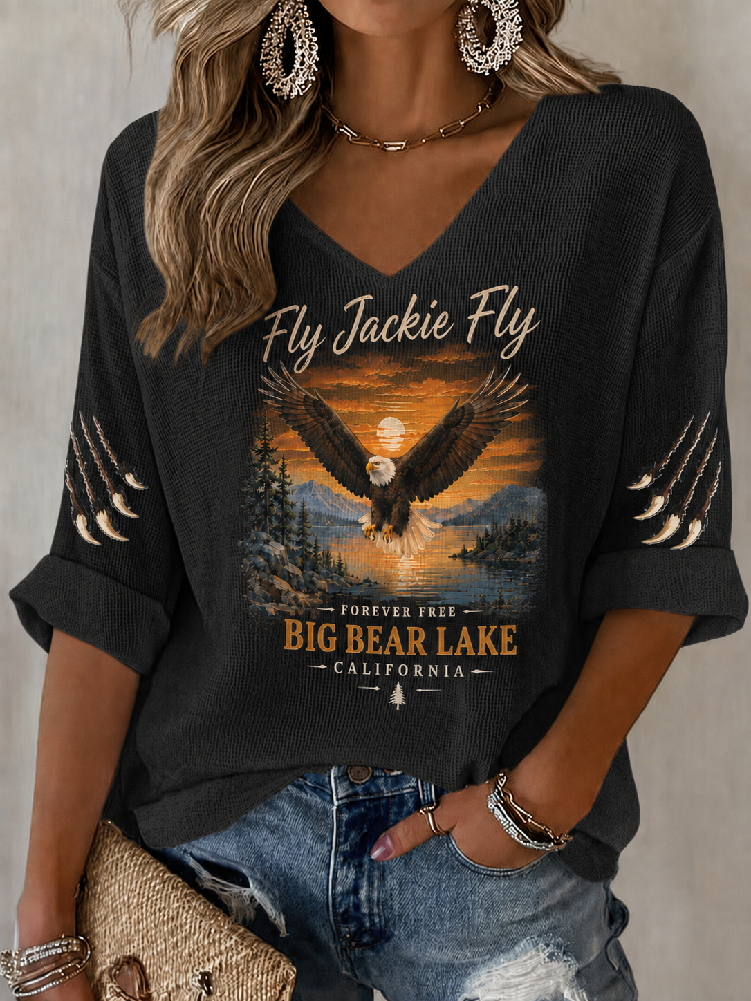 V-Neck Retro Forever Free Jackie Print T-Shirt